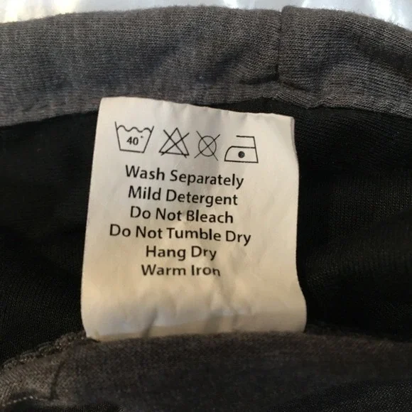 Cincinnati Reds Long Sleeve Hooded T-Shirt Womens M Gray Baseball MLB Logo Sport - Picture 9 of 9